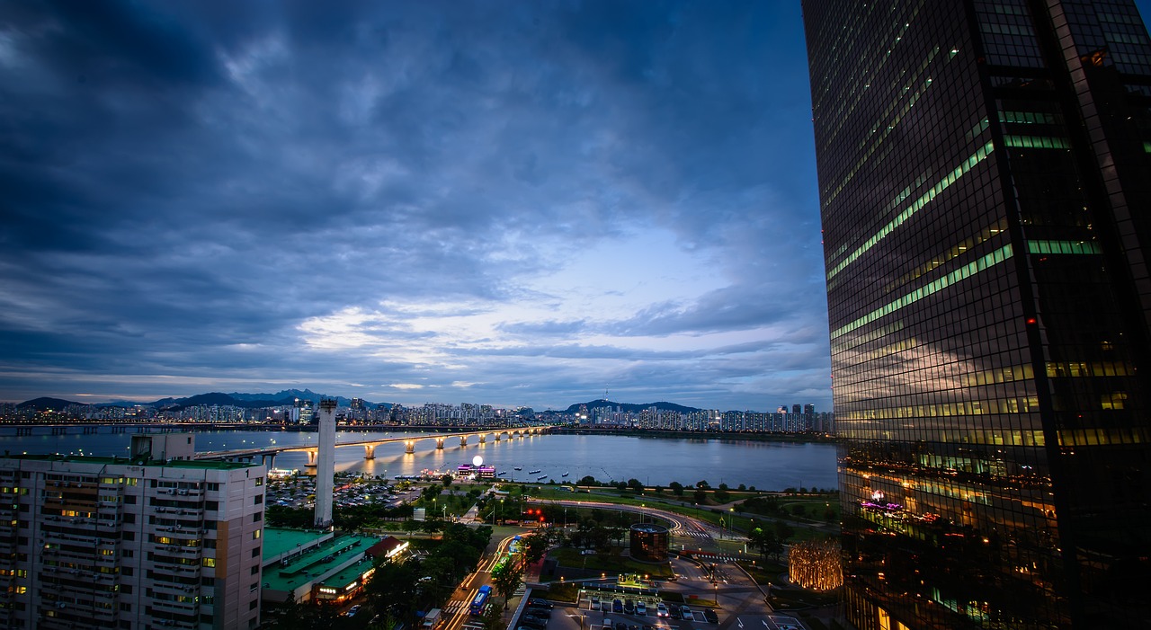 广州恒大香港对骂 - - - 广州恒大视频香港